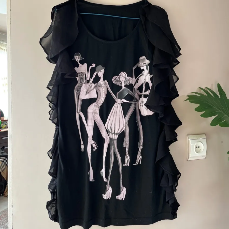 تیشرت بغل توری