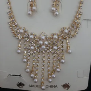 نیم ست مرواریدونگین