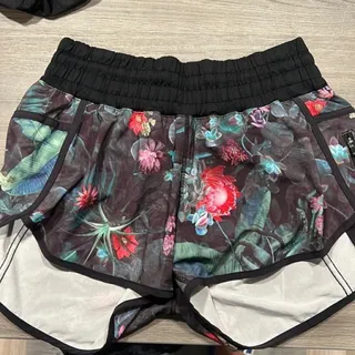 شلوارک لولولمون