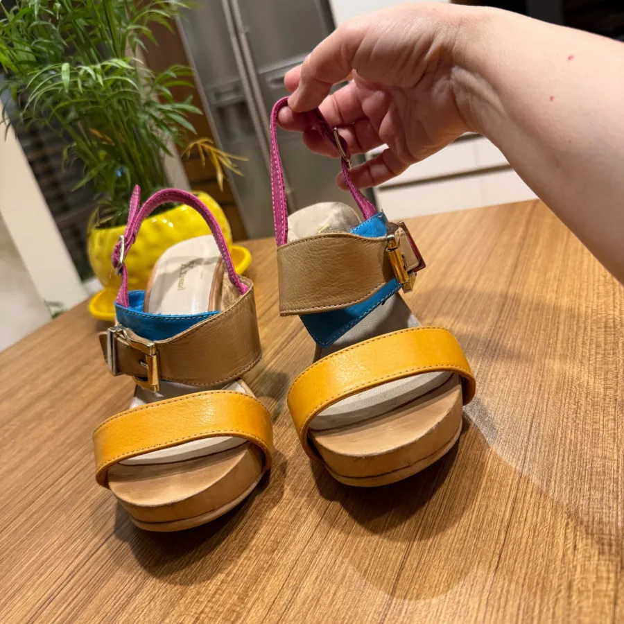 صندل زیبای شیک