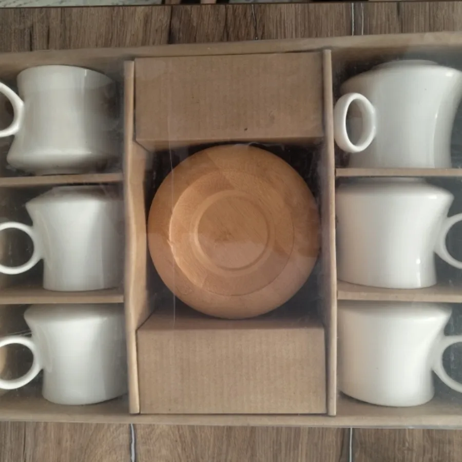 فنجان و نعلبکی