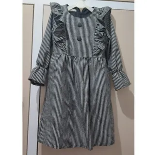 پیراهن دخترانه