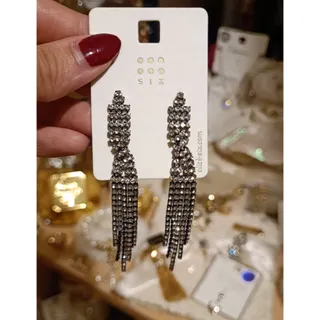 گوشواره برند Six