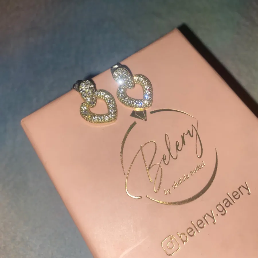 گوشواره نگینی