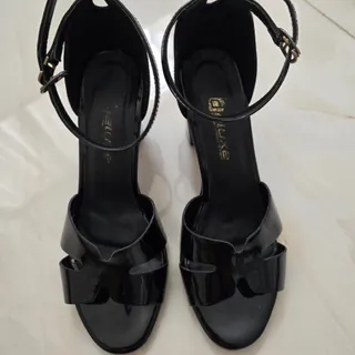 کفش مجلسی ورنی