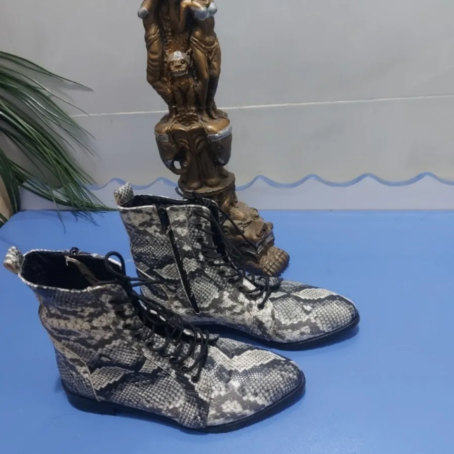 بوت السی وای کیکی اصل