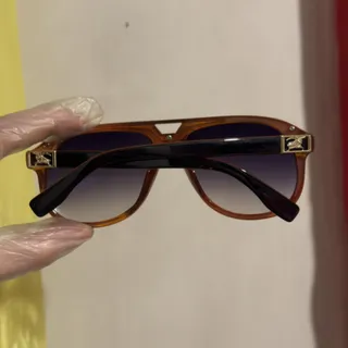 عینک آفتابی