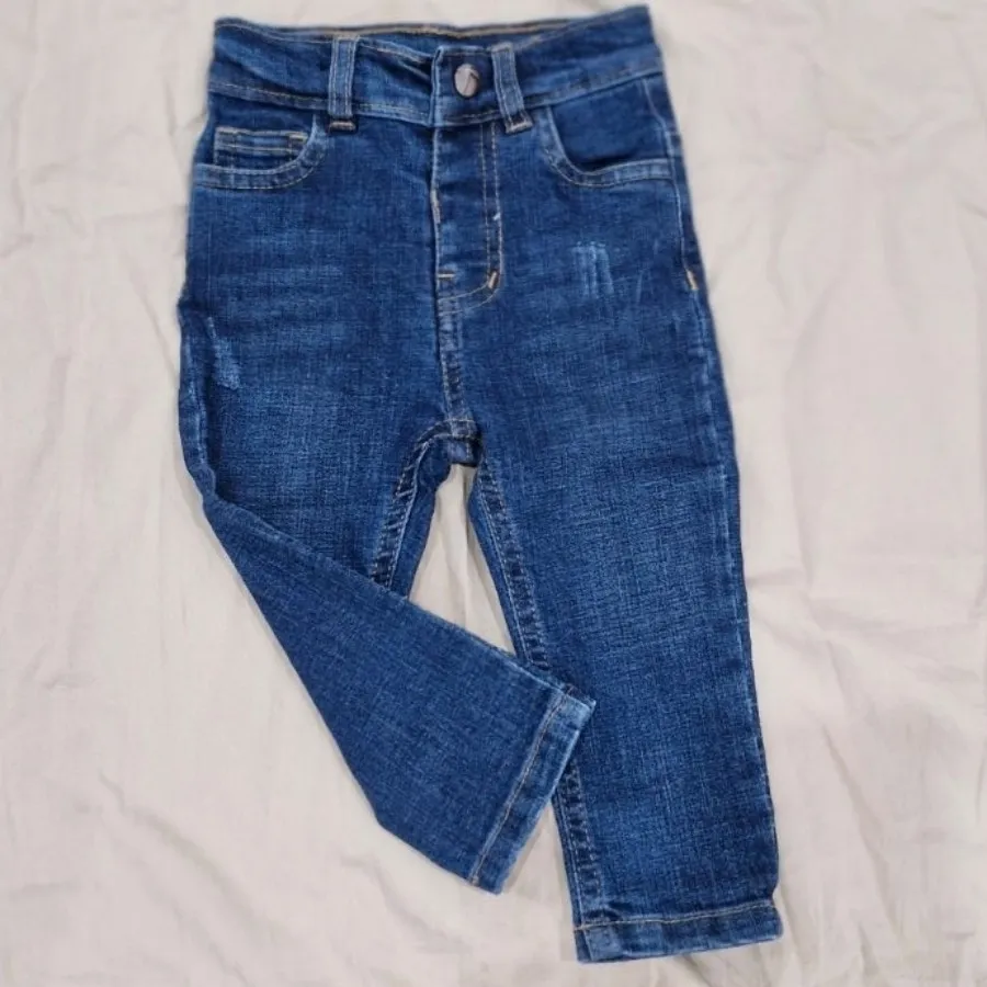 شلوار جین بچگانه