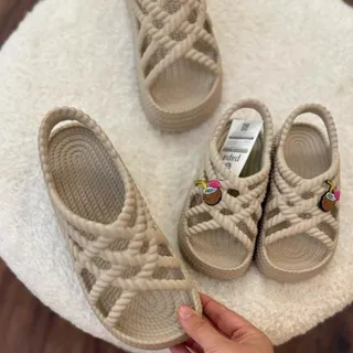 صندل کرم سایز 37