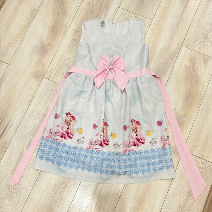 پیراهن دخترانه