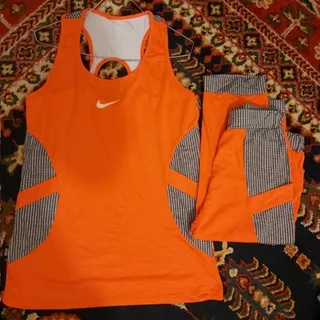 تاپ و شلوارک