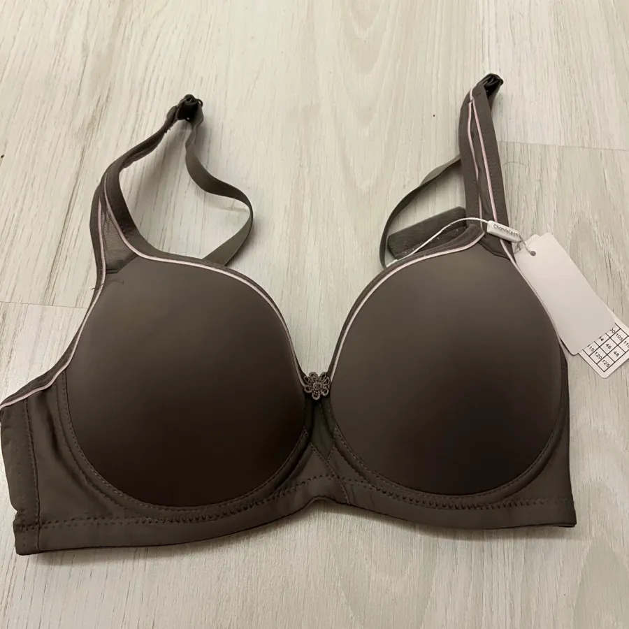 سوتین خارجی