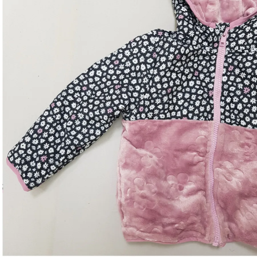 کاپشن برند Penelope make