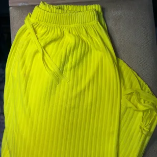 شلوار نخی کوتاه