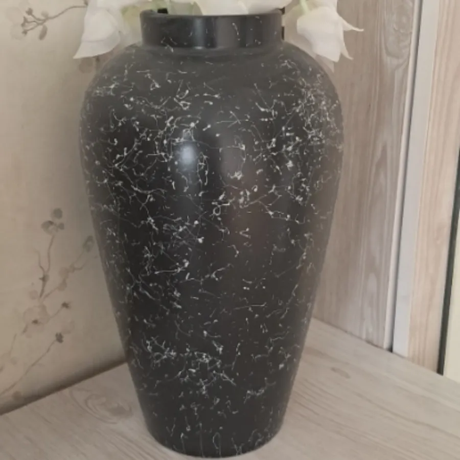 گلدان سفالی