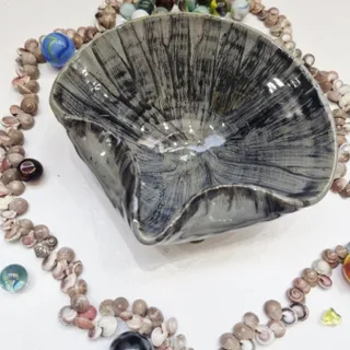 کاسه دفرمه برای مزه