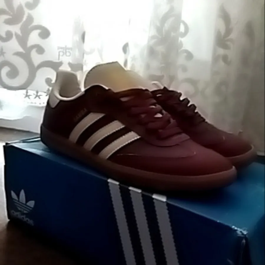 کتونی سامبا چری