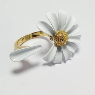 انگشتر مدل گل بابونه
