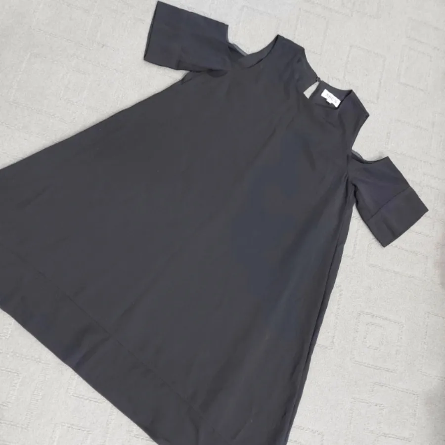 پیراهن مشکی