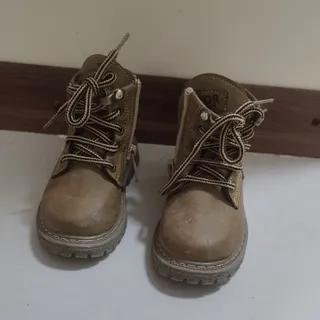 بوت بچگانه