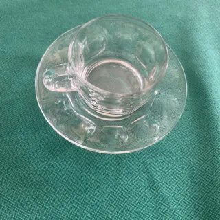 فنجان و نعلبکی