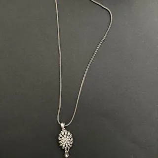 گردنبند مجلسی