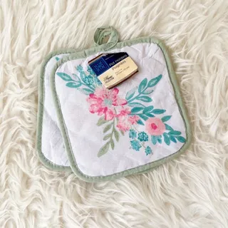 یک جفت دستگیره کیوت