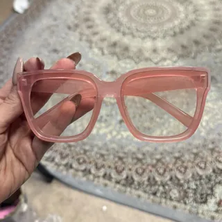 عینک صورتی خاص