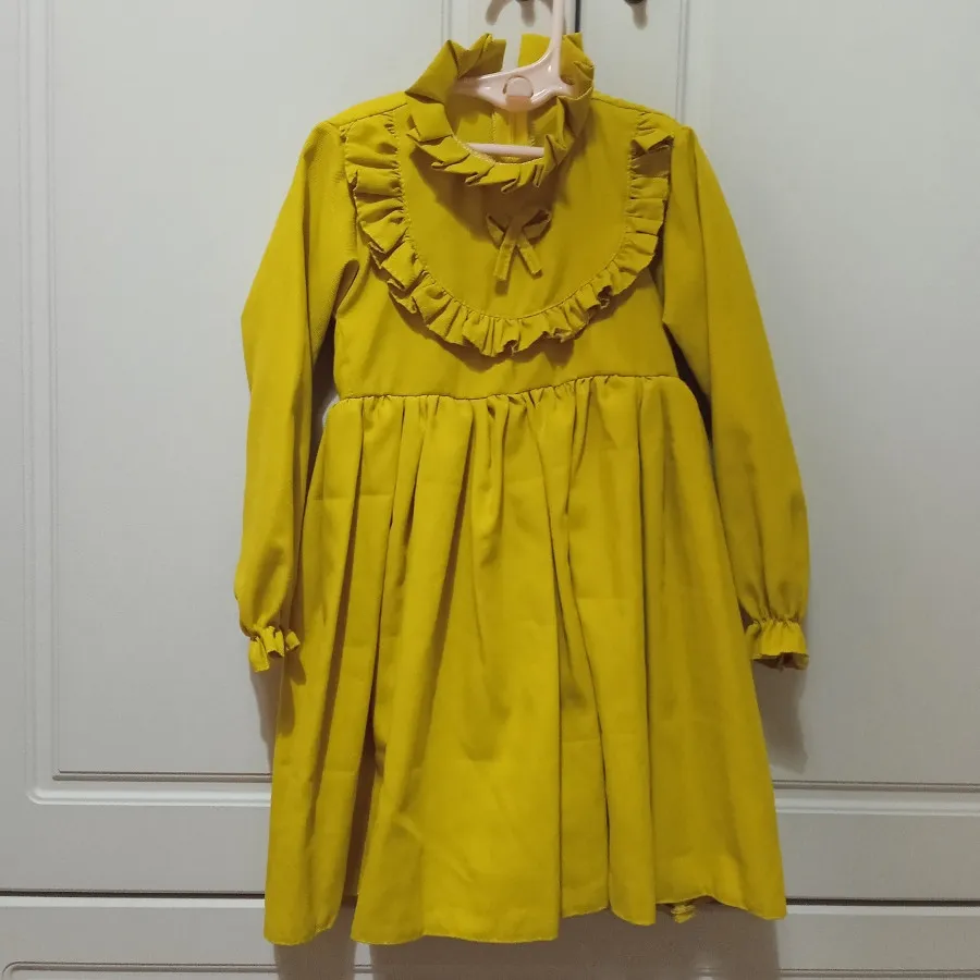 پیراهن دخترانه