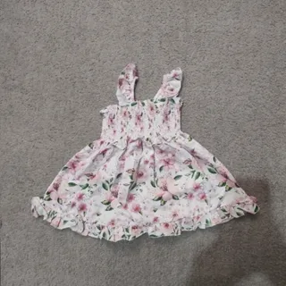 پیرهن دخترانه