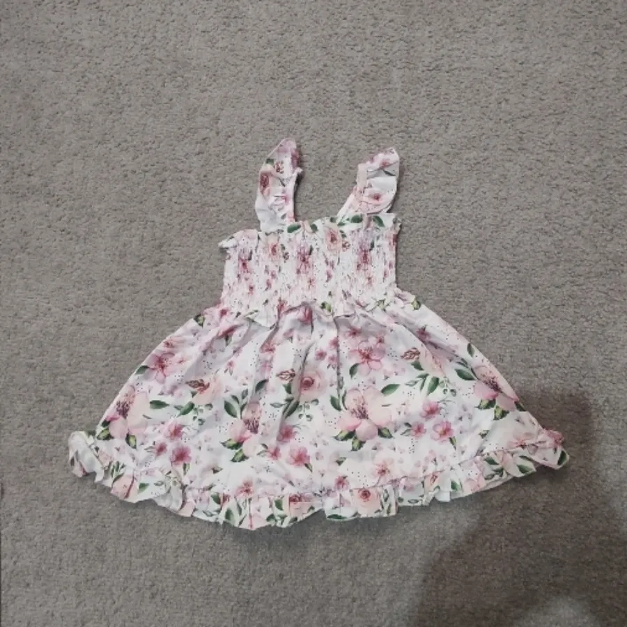 پیرهن دخترانه