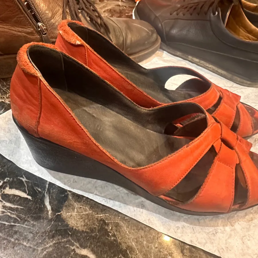 کفش چرم برند