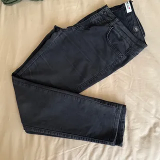 شلوار جین ذغالی