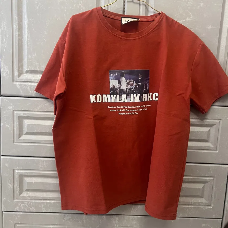 تیشرت پاییزه