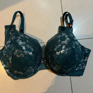 سوتین ویکتوریا سیکرت