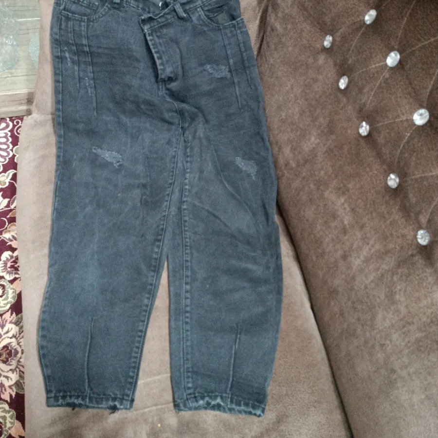 شلوار جین زغالی