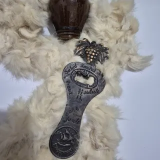 در بازکن آنتیک آمریکایی