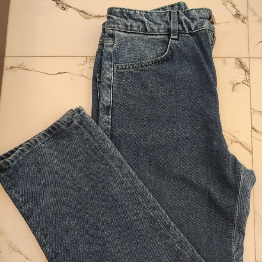 شلوار جین زنانه