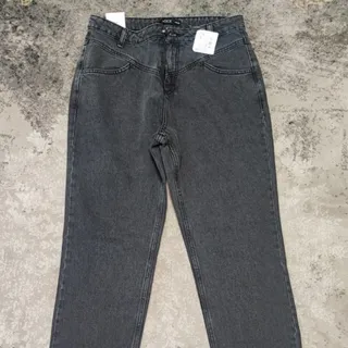 شلوار جین زنانه