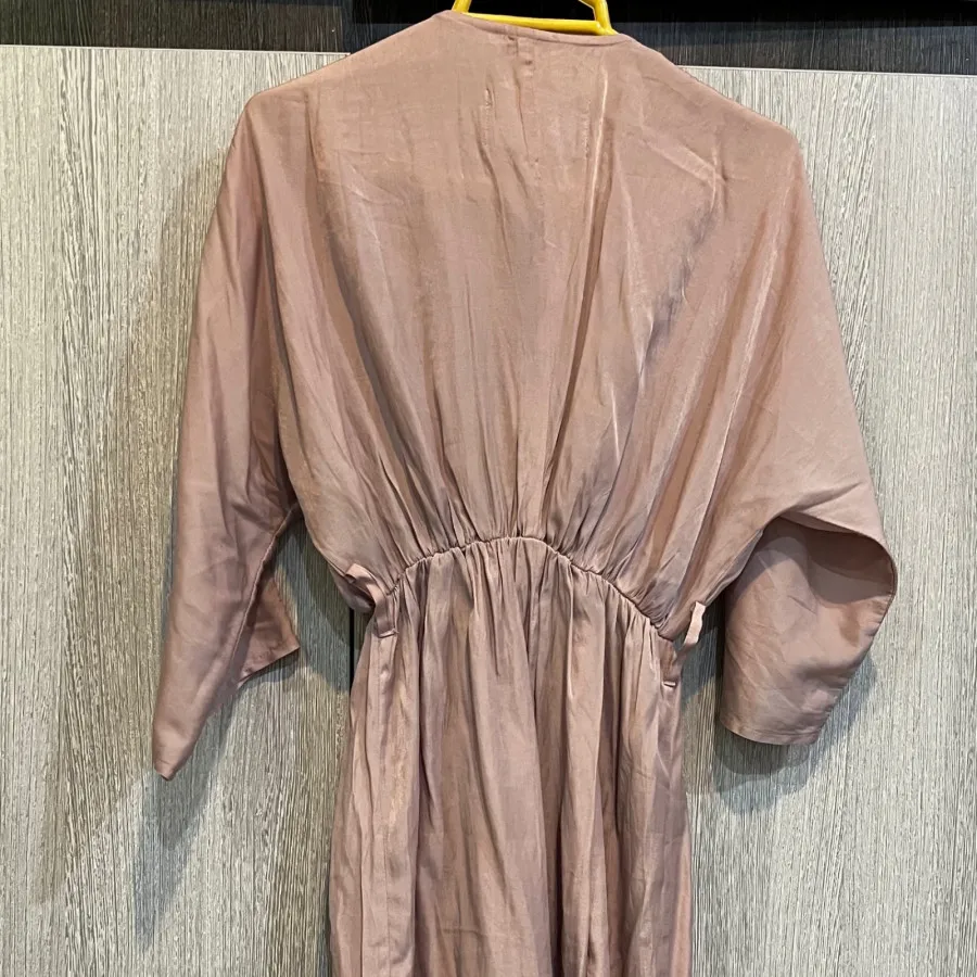 پیراهن و مانتو