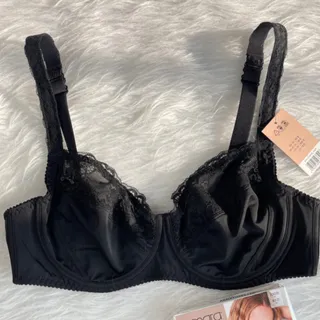 سوتین المانی اسمارا