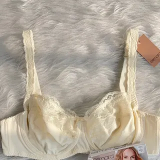 سوتین المانی اسمارا