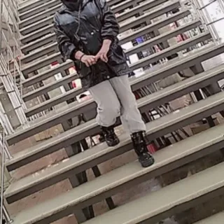 کاپشن چرم