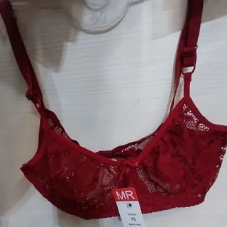 سوتین زرشکی زیر فنر