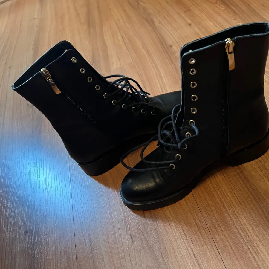 نیم بوت ترک بی من