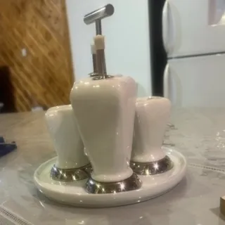 جای نمکدان و آبلیمو‌