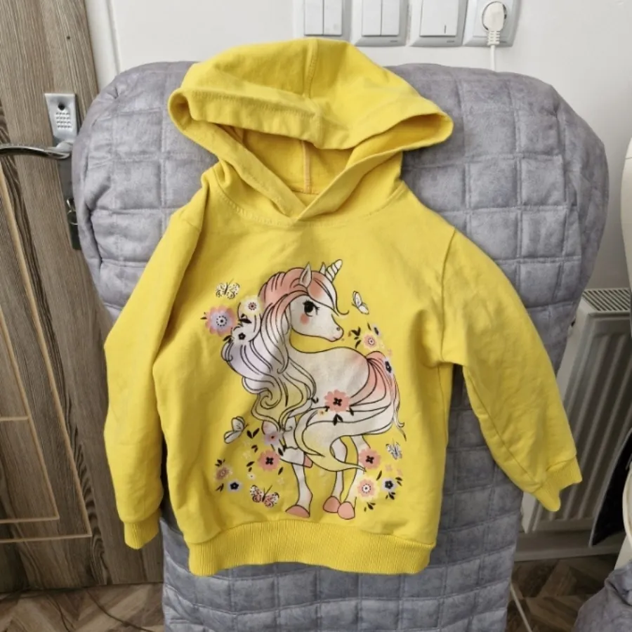 هودی دخترانه