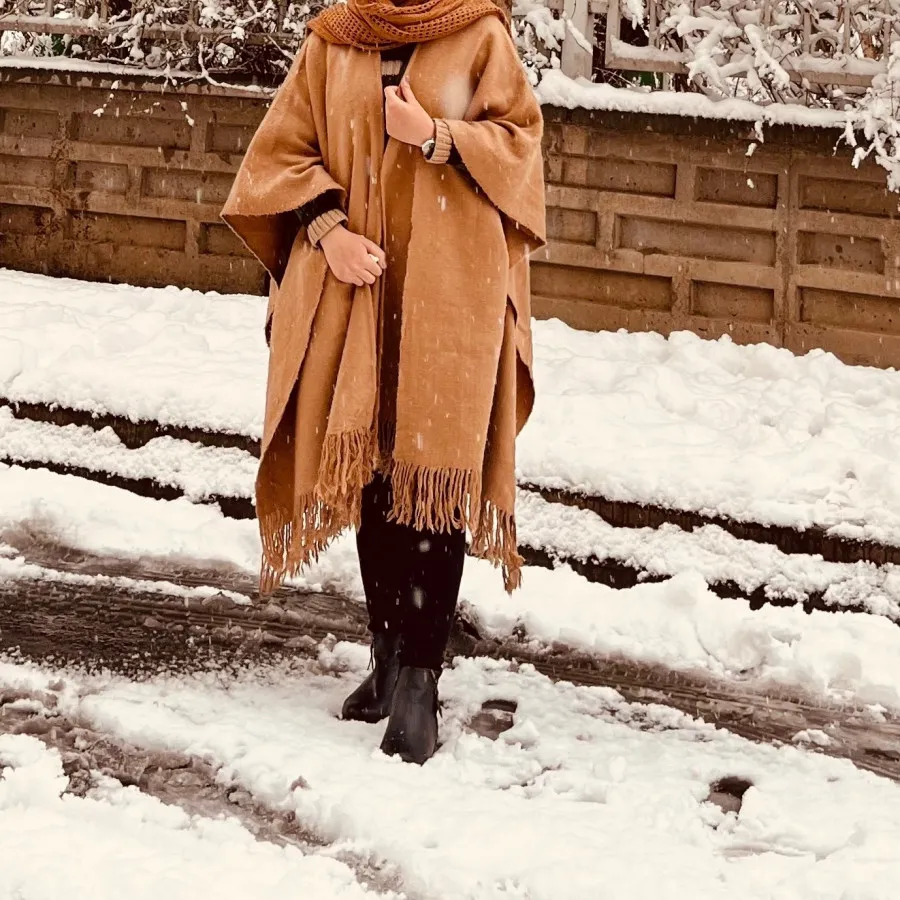 پانچو پشمی موکایی رنگ