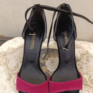 کفش تندیول مشکی و سرخابی