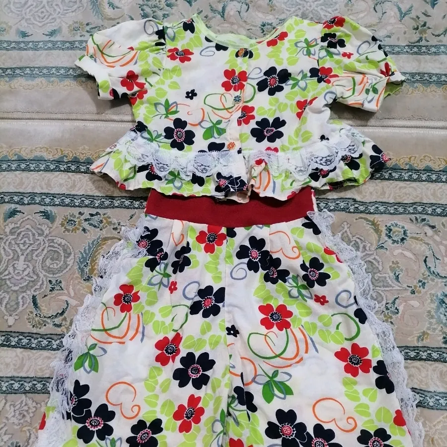 بلوز و شلوارک